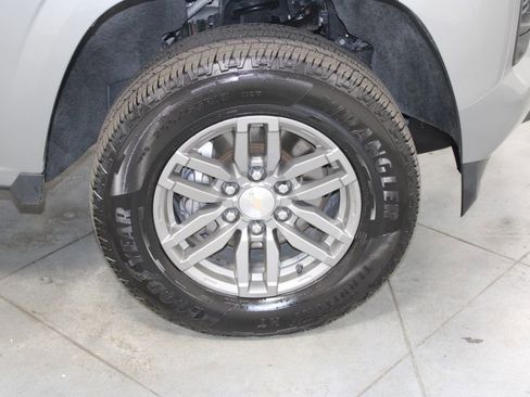 Used 2023 Chevrolet Colorado LT image 13