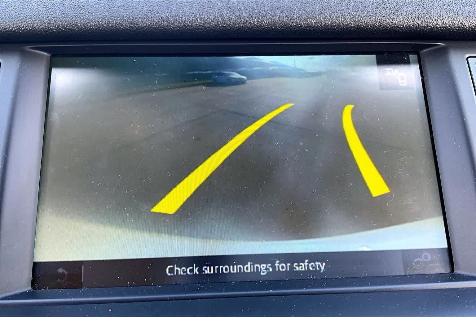 Used 2018 Land Rover Discovery Sport SE AWD/4WD image 22