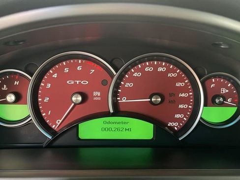 Used 2006 Pontiac GTO RWD image 28