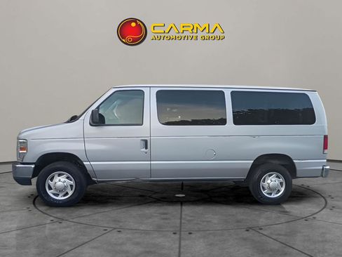Used 2014 Ford E-350 and Econoline 350 XLT image 3