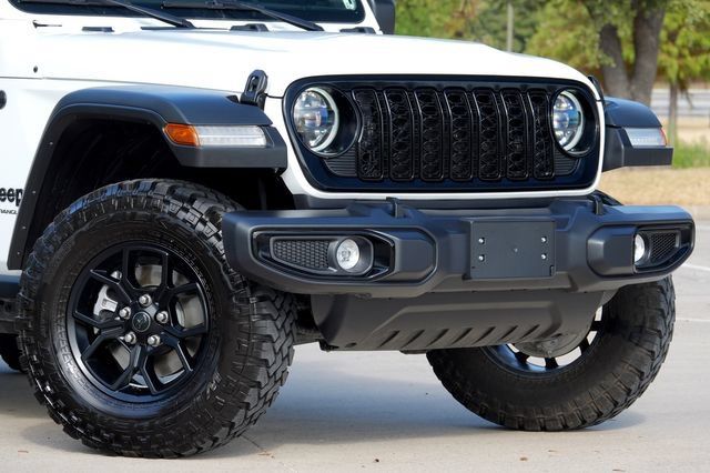 Used 2025 Jeep Wrangler Unlimited Sport AWD/4WD image 22