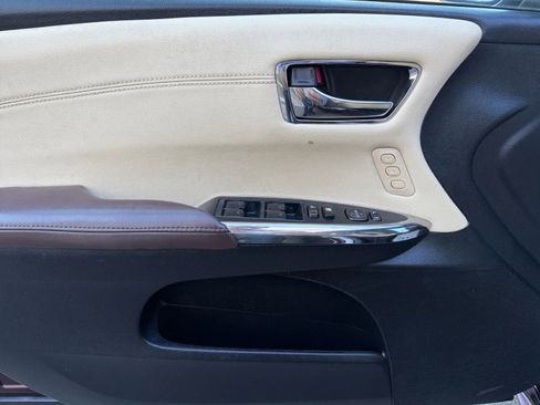 Used 2013 Toyota Avalon XLE Touring image 19