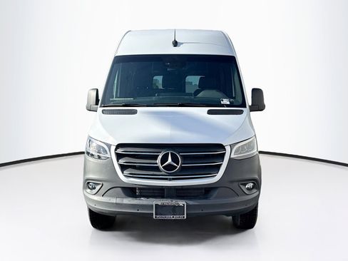 New 2024 Mercedes-Benz Sprinter 2500 image 2