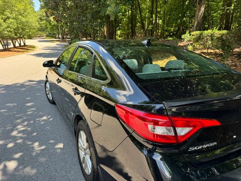 Used 2015 Hyundai Sonata ECO FWD image 4