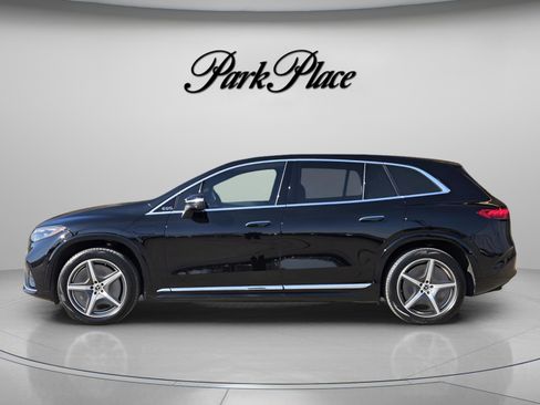Used 2023 Mercedes-Benz EQS 580 4MATIC SUV image 2