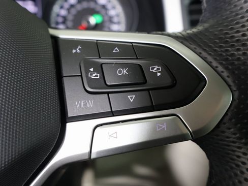 Used 2021 Volkswagen Atlas SE w/ Panoramic Sunroof Package image 31