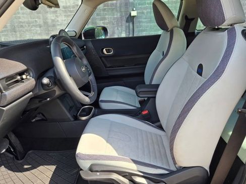 Certified 2025 MINI Cooper S image 17