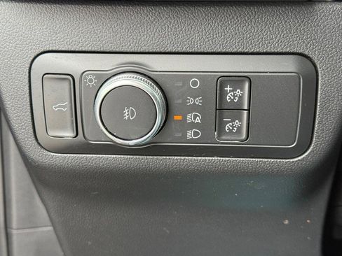 Certified 2020 Ford Escape SEL image 26