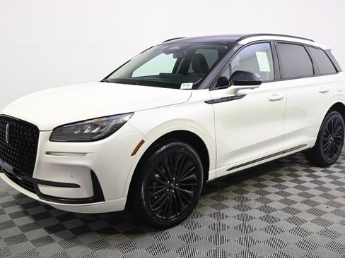 New 2026 Lincoln Corsair Premiere AWD/4WD image 2