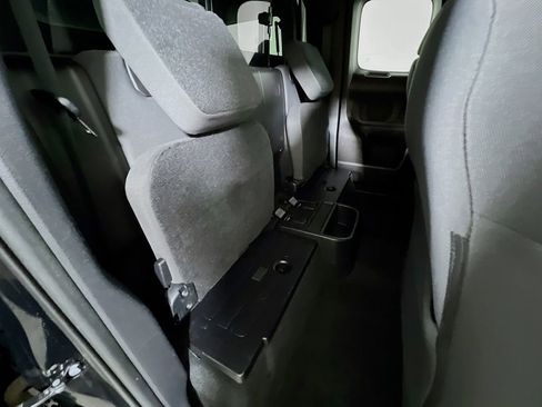 Certified 2017 Toyota Tacoma TRD Off-Road w/ Premium & Technology Package AWD/4WD image 24