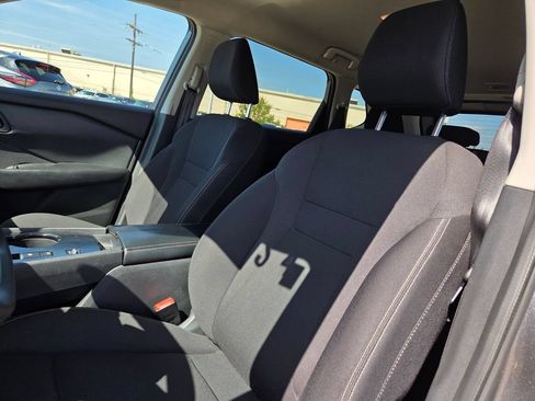 Used 2026 Nissan Rogue S FWD image 11