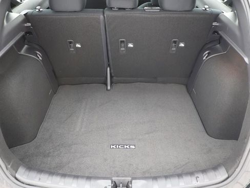 Used 2024 Nissan Kicks SV image 24