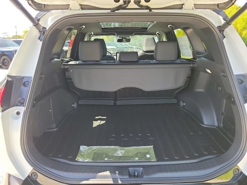 New 2026 Toyota RAV4 XSE w/ Panoramic Sun Roof Package AWD/4WD image 29