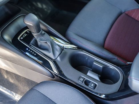 Certified 2024 Toyota Corolla SE image 23