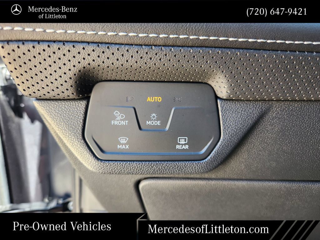 Used 2024 Volkswagen Atlas SE AWD/4WD image 21