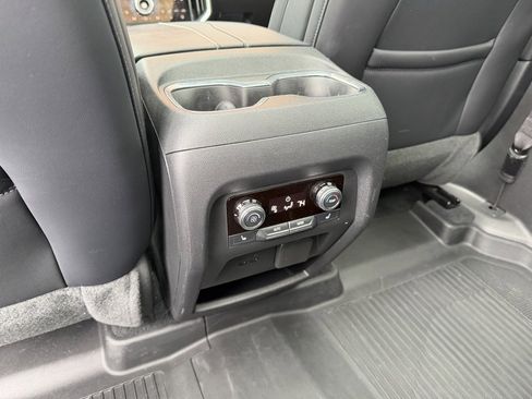 Used 2024 GMC Acadia Denali w/ Super Cruise Package image 24