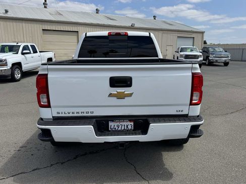Used 2016 Chevrolet Silverado 1500 LTZ Z71 w/ LTZ Plus Package AWD/4WD image 8