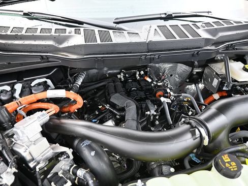 Used 2026 Ford F150 Lariat AWD/4WD image 16