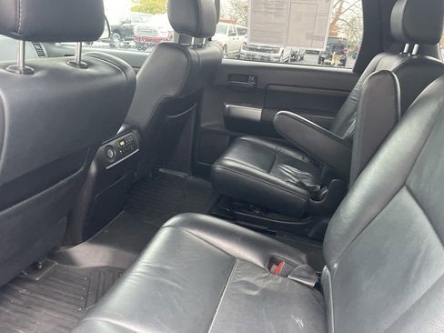 Used 2018 Toyota Sequoia TRD Sport image 8