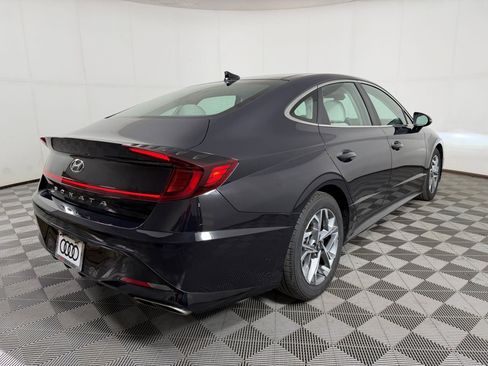 Used 2023 Hyundai Sonata SEL w/ Convenience Package FWD image 9
