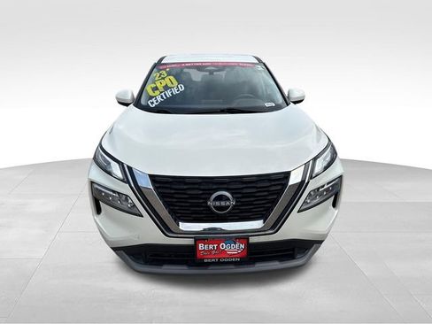 Certified 2023 Nissan Rogue SV FWD image 9
