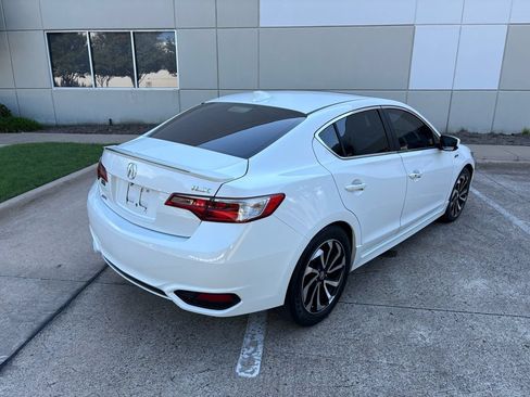 Used 2018 Acura ILX FWD image 9