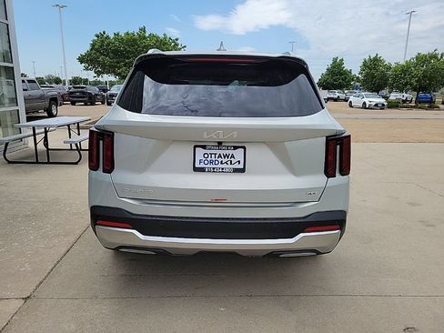 New 2026 Kia Sorento S AWD/4WD image 6