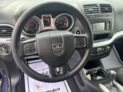 Used 2020 Dodge Journey SE FWD image 23