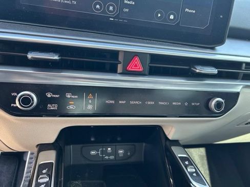 Used 2026 Kia Sorento SX FWD image 27