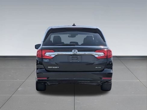 Used 2018 Honda Odyssey Elite image 4