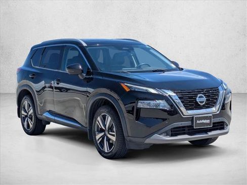 Used 2021 Nissan Rogue SL w/ Premium Package AWD/4WD image 3