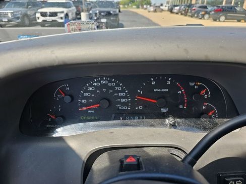 Used 2003 Ford F350 XLT RWD image 10