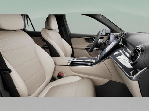 Used 2026 Mercedes-Benz GLC 300 image 42
