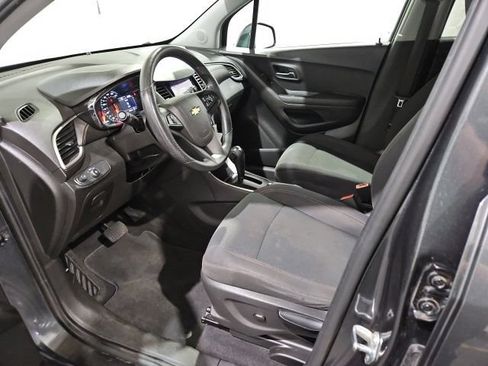 Certified 2020 Chevrolet Trax LS w/ Tint and Cruise Package AWD/4WD image 16