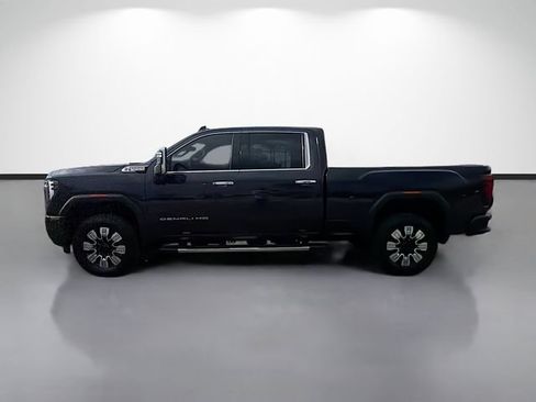 Used 2025 GMC Sierra 2500 Denali w/ Denali Reserve Package AWD/4WD image 2