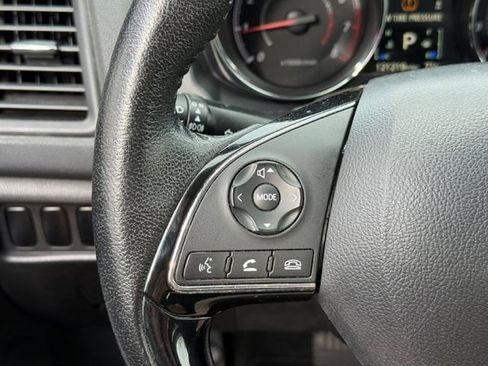 Used 2019 Mitsubishi Outlander Sport SE FWD image 29
