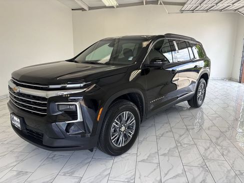 New 2026 Chevrolet Traverse LT w/ Driver Confidence Package FWD image 4