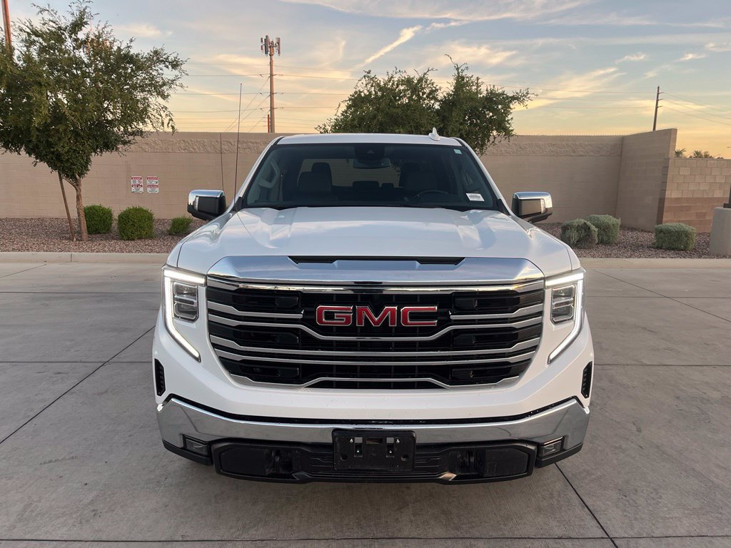 Used 2025 GMC Sierra 1500 SLT RWD image 4
