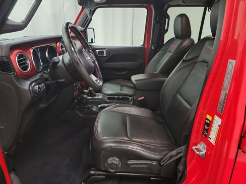 Used 2022 Jeep Wrangler Unlimited Rubicon w/ Cold Weather Group image 13