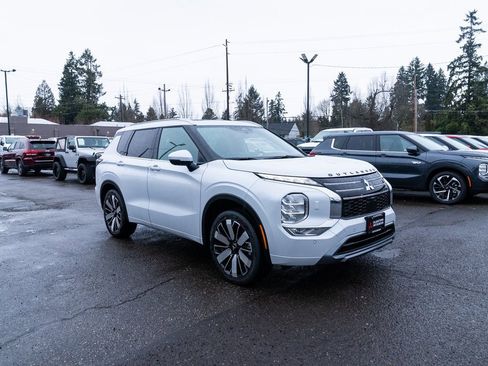 New 2026 Mitsubishi Outlander SEL image 28