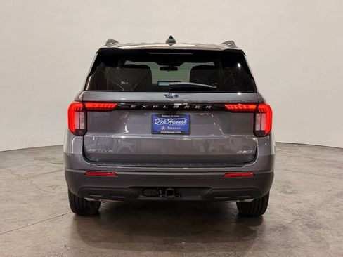 New 2026 Ford Explorer Active AWD/4WD image 10