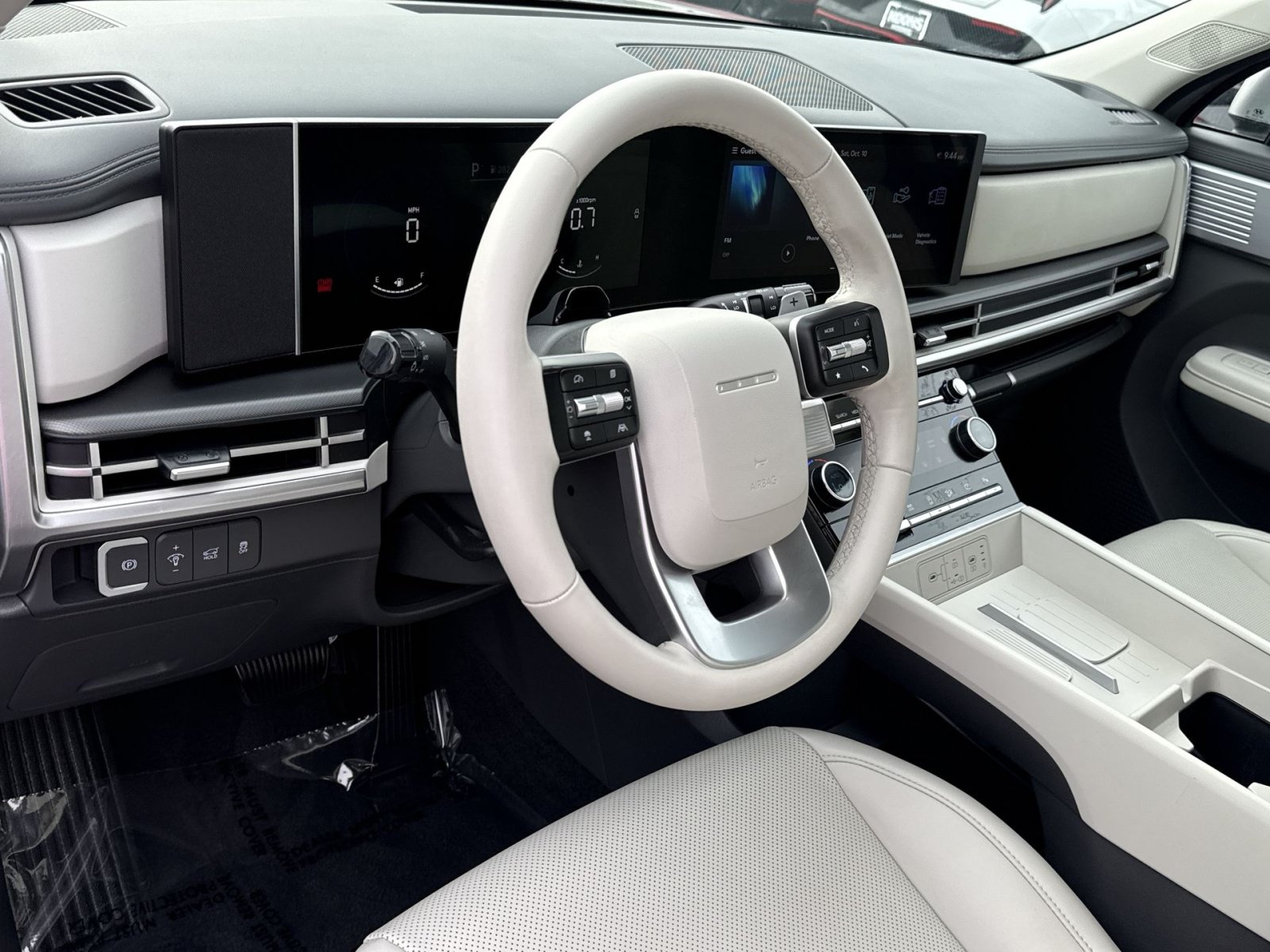 Used 2026 Hyundai Santa Fe SEL AWD/4WD image 16