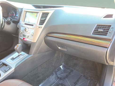 Used 2013 Subaru Outback 2.5i Limited w/ Special Appearance Pkg image 20