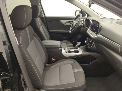 Used 2024 Chevrolet Blazer LT w/ Convenience Package FWD image 21