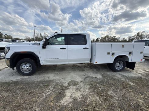 New 2025 GMC Sierra 3500 Pro w/ Convenience Package AWD/4WD image 26