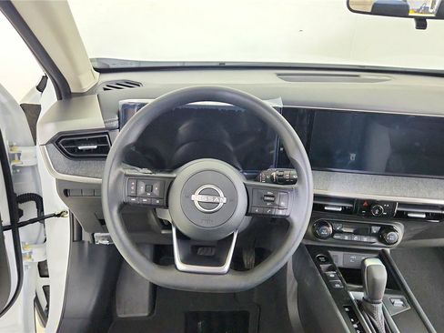 New 2026 Nissan Kicks SV w/ Cold Weather Package AWD/4WD image 31