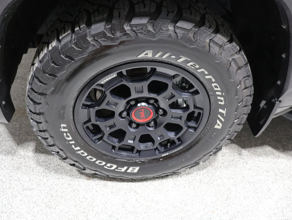 Used 2025 Toyota Sequoia TRD Pro AWD/4WD image 9