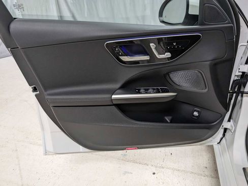 New 2025 Mercedes-Benz C 300 4MATIC Sedan image 23