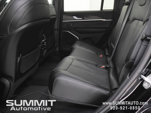 New 2026 Jeep Grand Cherokee Limited Reserve image 9