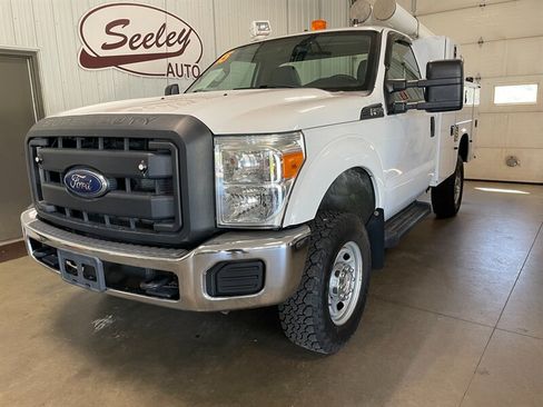 Used 2015 Ford F250 XL w/ XL Value Package AWD/4WD image 2